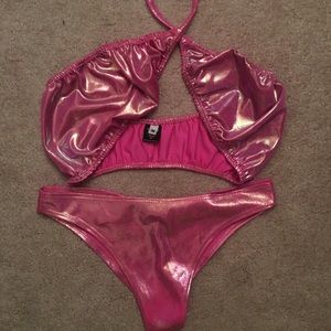 Rave set halter twist top and Brazilian pink short